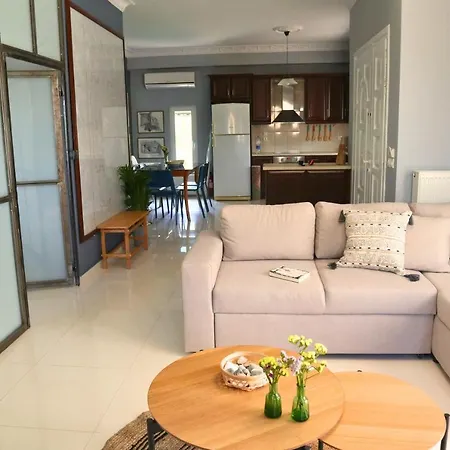 Aerino Holiday home *